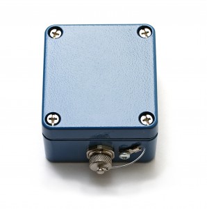 Dieses Rösler miniDaT-VIB erfasst exakt die Betriebszeiten von Gabelstaplern und anderen Geräten